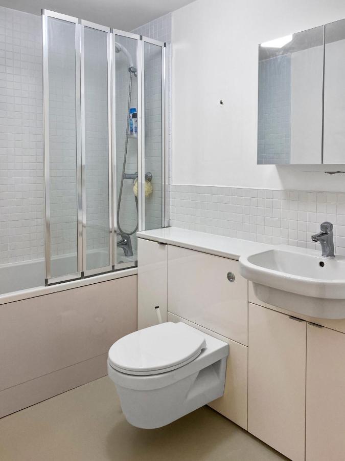 Rare 1-Bed Church Converted Apartment In London Exterior photo